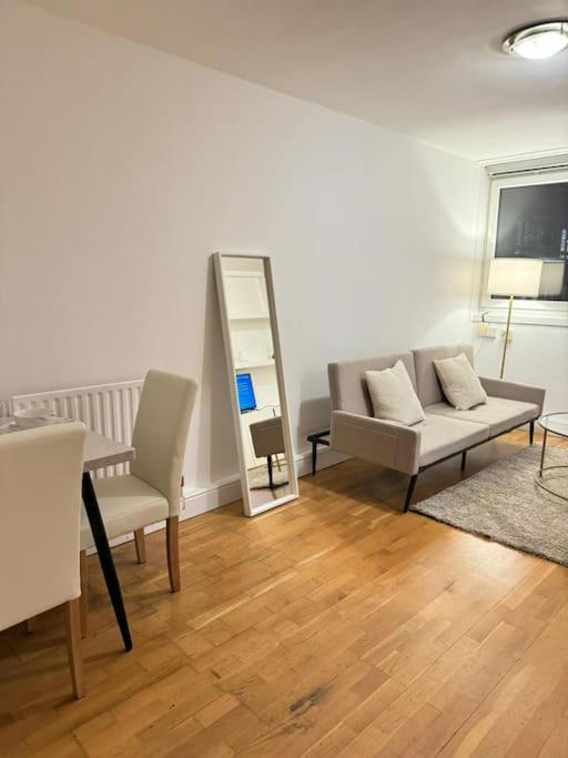 Apartment In Angel. ロンドン エクステリア 写真